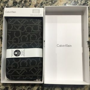 BRAND NEW, NEVER USED Calvin Klein Wallet